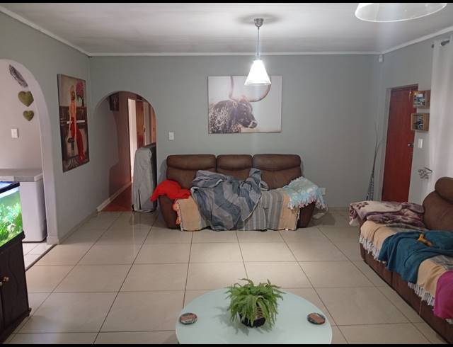 3 BEDROOM HOUSE FOR SALE IN MEYERSPARK